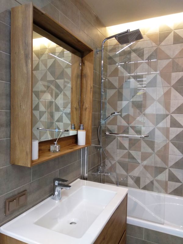 Custom Tile and Fixtures